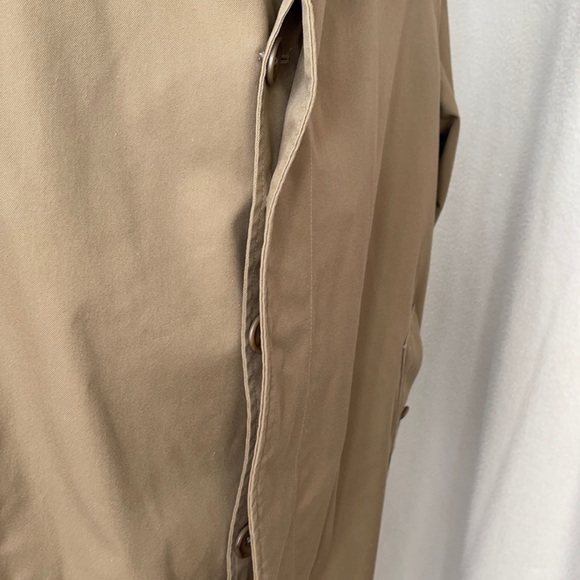 Burberrys’ Dark Tan Overcoat Classic Vintage - Picture 8 of 14